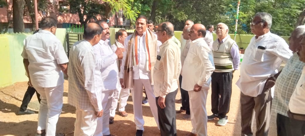 2. MLA Arekapudi Gandhi Garu  & Carporator Nagender Garu Visiting Senior Citizen Bhavan on 2024-12-15 at 2.59.46 PM
  